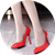 街拍候车室美腿