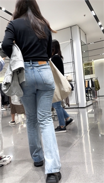J194