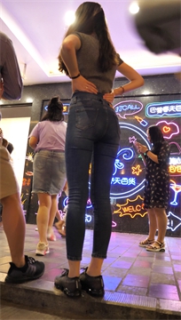 J152